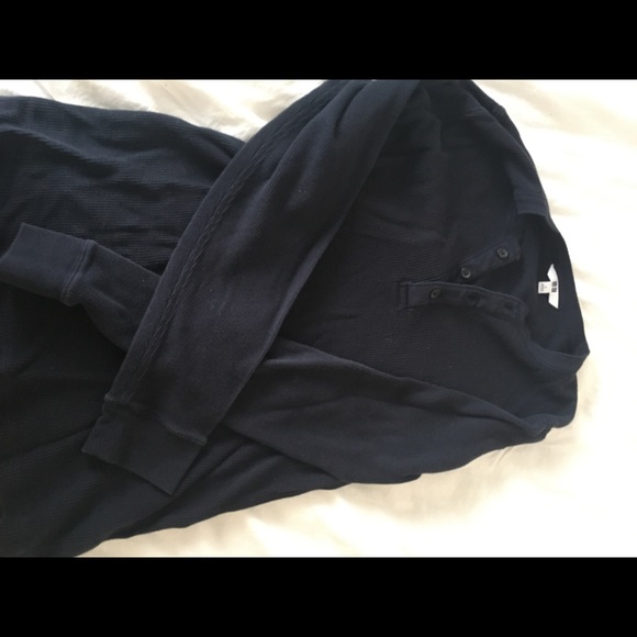 UniQlo navy blue long sleeve shirt - Picture 1 of 4